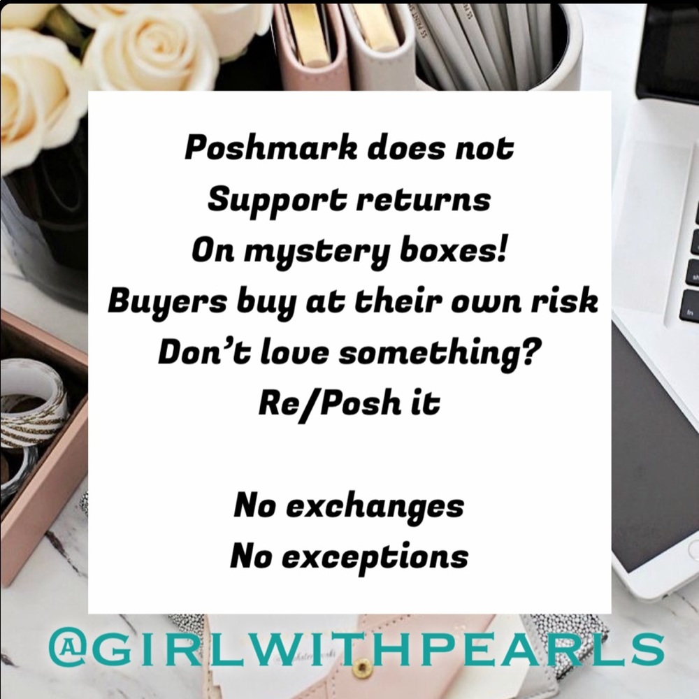 BAGS & PURSES MYSTERY BOX (3-4 ITEMS) - Picture 8 of 8